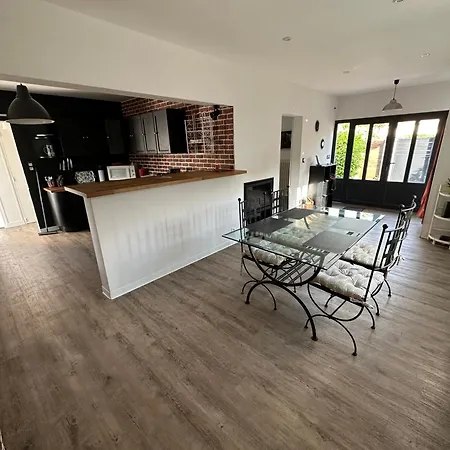 펜션 Maison 4 Avec Jardin *